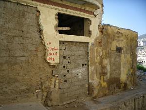 1531 immeuble ou maison numero 10 en descendant les escaliers du pacha rue de